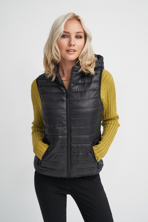 Αμάνικο τζάκετ με κουκούλα-Α2200