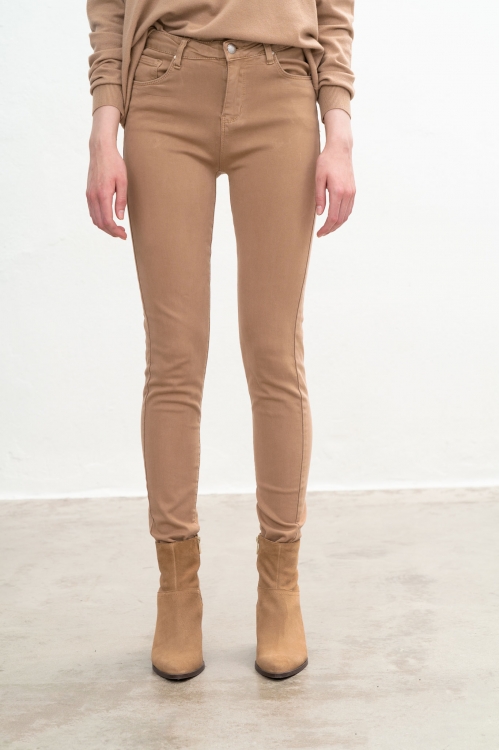 Παντελόνι σε ίσια γραμμή - DG08-3B