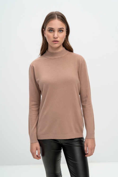 Πουλόβερ με χαμηλό ζιβάγκο plus size-678B