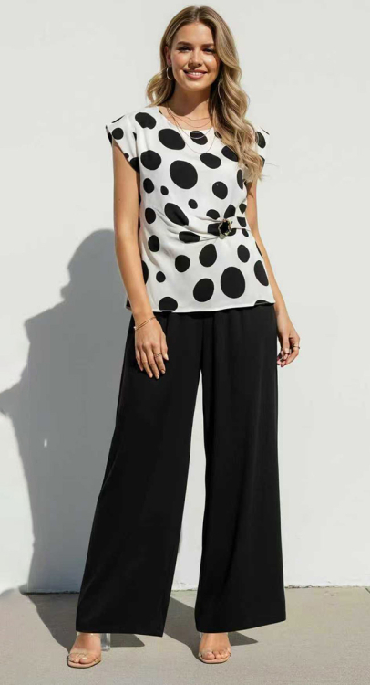 Σετ Πουά Top με Διακοσμητική Αγκράφα & Wide-Leg Παντελόνα-FG-6202