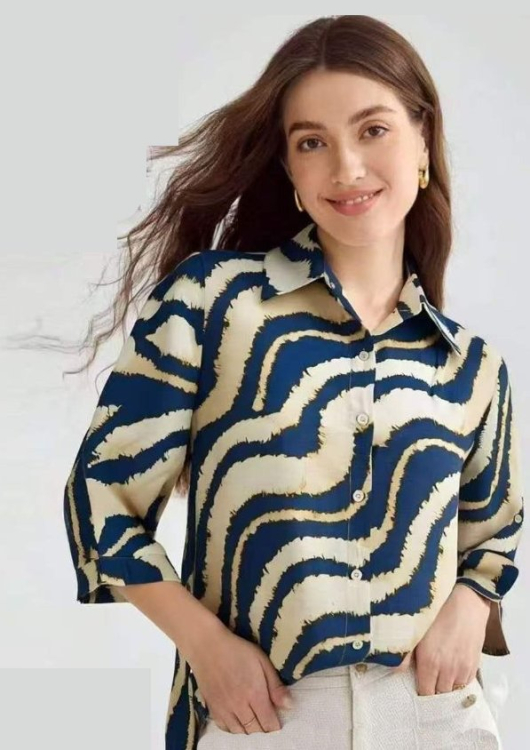 Γυναικείο Πουκάμισο με Zebra Pattern σε Μπλε-Εκρού Αποχρώσεις και Κλασικό Γιακά-A-309