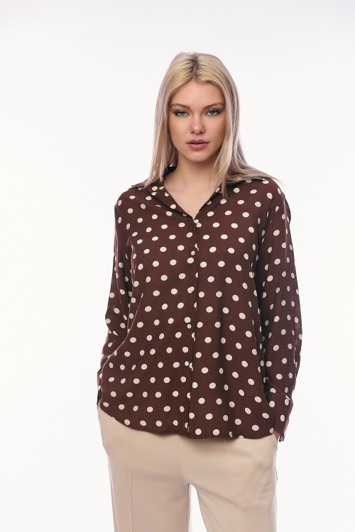 Γυναικείο Καφέ Πουκάμισο με Μεγάλο Πουά Σχέδιο και Μακριά Μανίκια σε Άνετη Γραμμή-C7009B