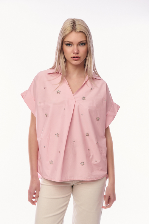 Κοντομάνικη Ροζ Μπλούζα με Στρας Λουλούδια & V Λαιμόκοψη-4477