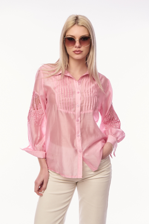 Γυναικείο Διάφανο Πουκάμισο σε Ροζ Χρώμα με Ανάγλυφα Κεντήματα στα Μανίκια και Λεπτομέρειες με Πιέτες-28541B