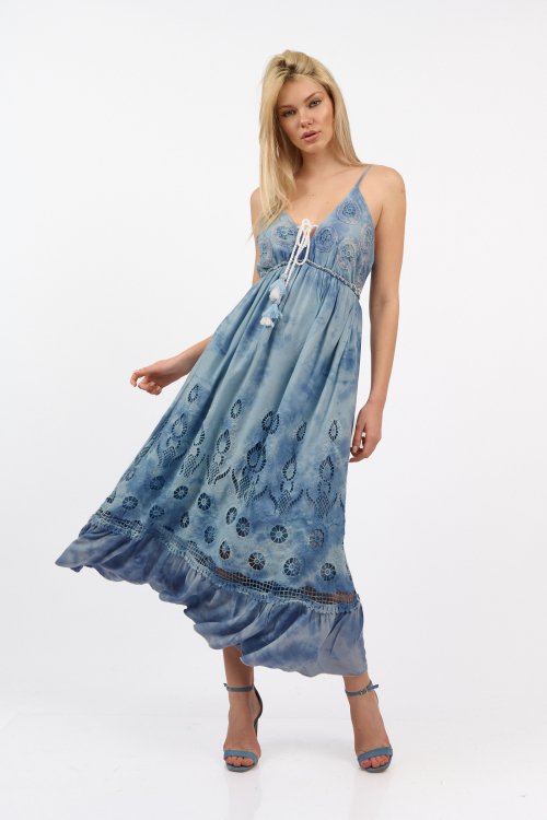 Γυναικείο Γαλάζιο Μάξι Φόρεμα Tie-Dye με Τιράντες, Διάτρητα Κεντήματα και Φούντες-4481