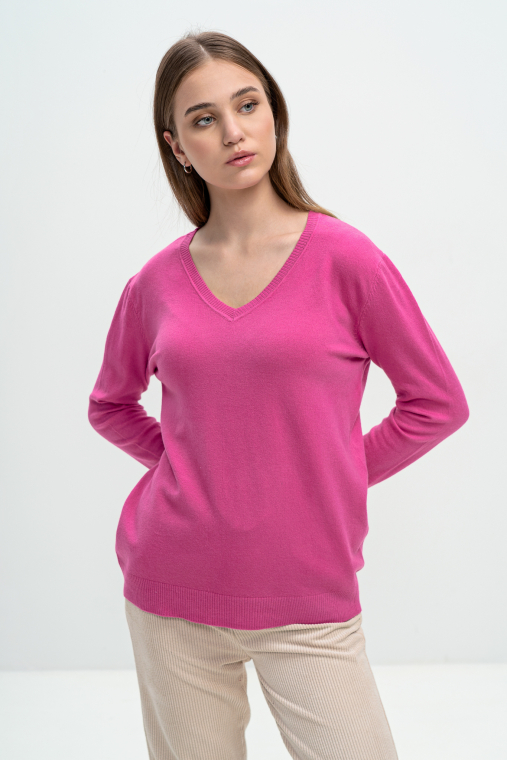 Πλεκτό πουλόβερ με βε λαιμόκοψη (plus size)-015B