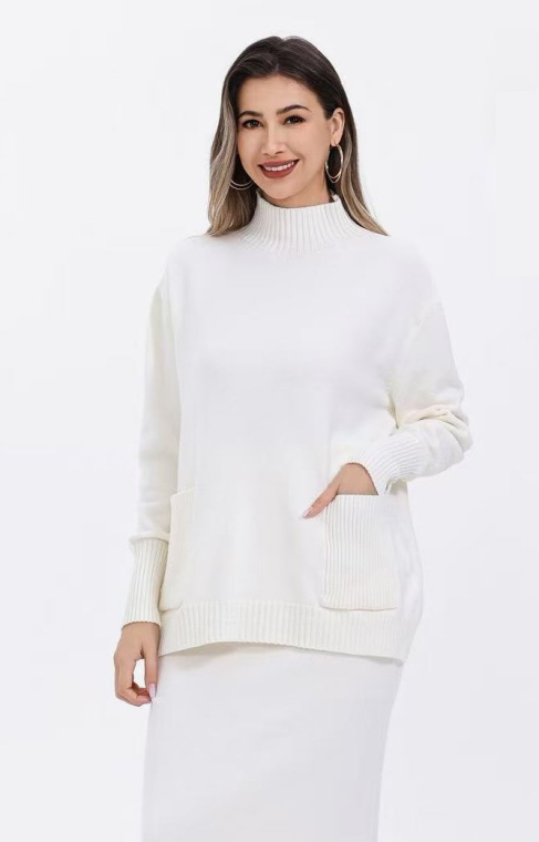 Λευκό oversized πουλόβερ με τσέπες-W2089