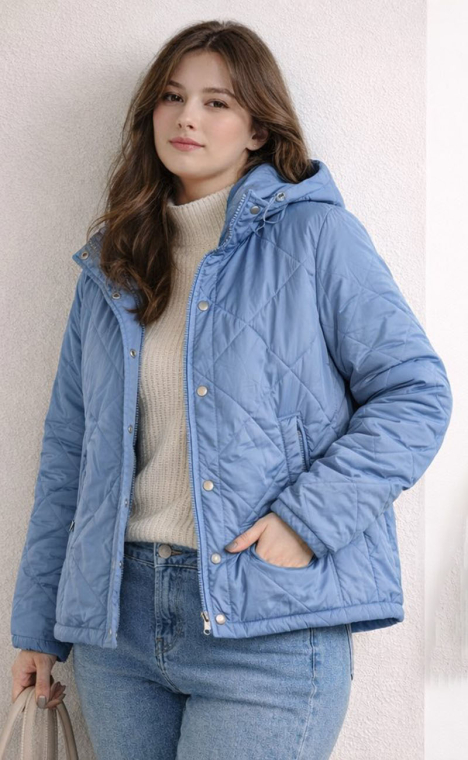 Γυναικείο Καπιτονέ Μπουφάν σε Σιέλ Χρώμα με Κουκούλα και Ρομβοειδείς Ραφές-A2651