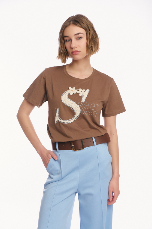 Γυναικείο Βαμβακερό T-shirt με Ανάγλυφο Κέντημα 