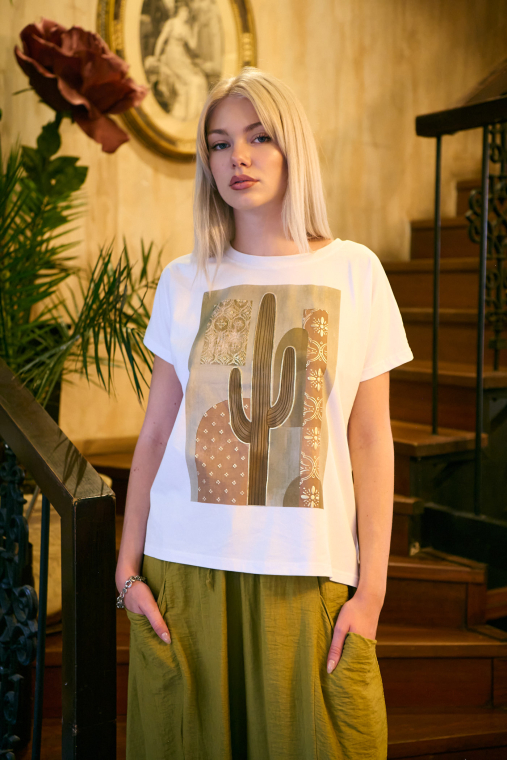 Γυναικείο Λευκό T-Shirt με Στάμπα Κάκτο και Γεωμετρικά Μοτίβα-299