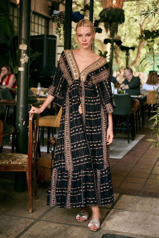 Maxi Boho Φόρεμα με Ethnic Γεωμετρικό Μοτίβο, Καμπάνα Μανίκια & Χρυσές Λεπτομέρειες-17032