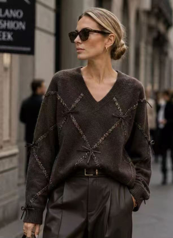 Πλεκτό Πουλover V-Neck Με Ρόμβους, Λούρεξ & Φιογκάκια-K5846