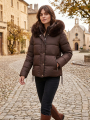 Κοντό Καπιτονέ Μπουφάν Με Κουκούλα Faux Fur & Κορδόνι Σύσφιξης-A26902